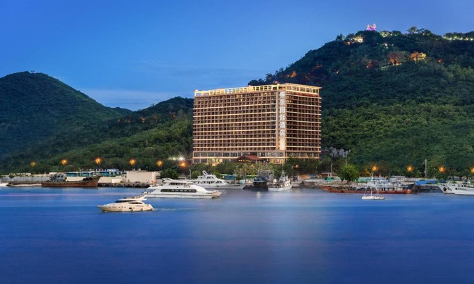 Xiaodonghai Resort | 355 m² Resort ∙ 4 bedrooms ∙ 4 guests