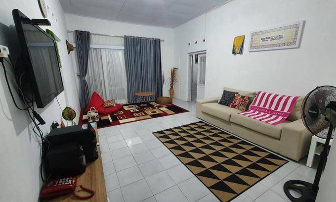 North Cirebon Villa | 357 m² Villa ∙ 4 bedrooms ∙ 10 guests