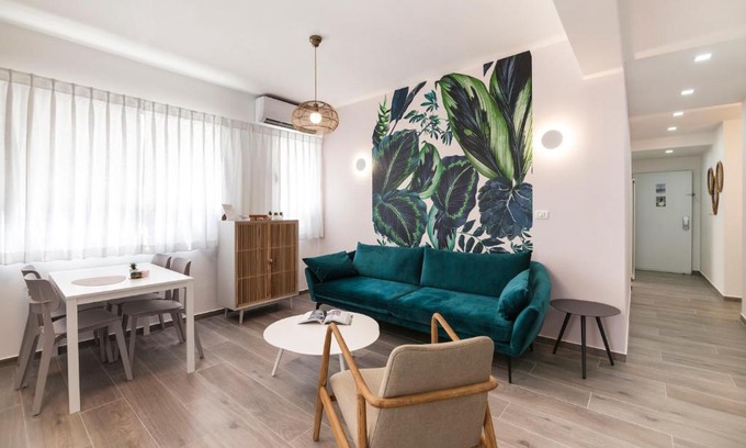 Kerem HaTeimanim Apartment | 36 Geula - By Beach Apartments TLV