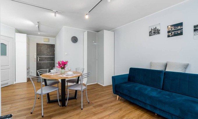 Srodmiescie Apartment | 36 m² Apartment ∙ 1 bedroom ∙ 3 guests