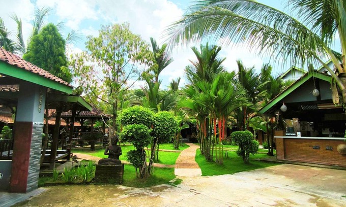 Borobudur Hotel | 36 m² Hotel ∙ 2 guests