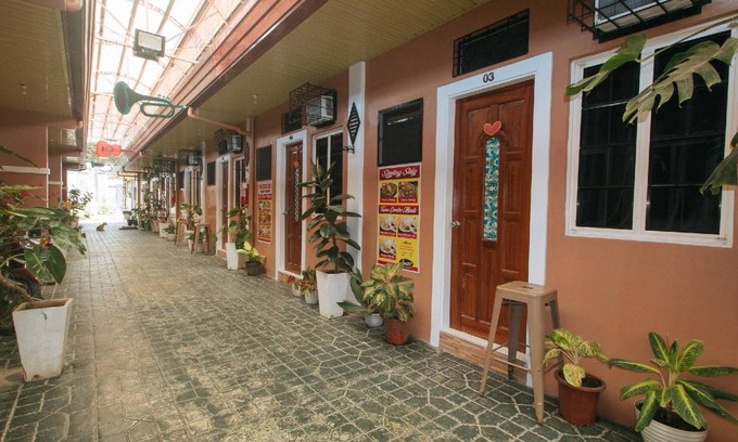 Tagum Hotel | 36 m² Hotel ∙ 8 guests