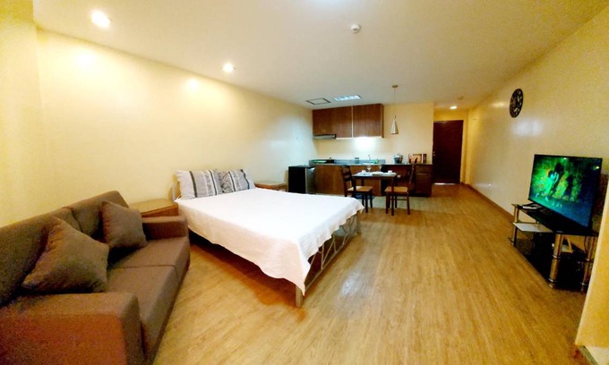 Olongapo House | 36 m² House ∙ 2 guests