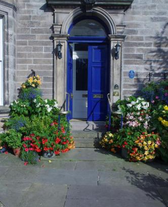 Montrose Bed & Breakfast | 36 TheMall