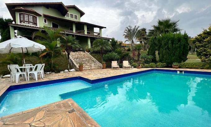 Laranjal House | 360 m² House ∙ 5 bedrooms ∙ 22 guests