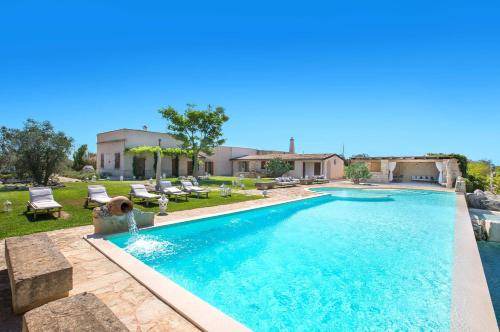 Montesano Salentino Villa | 369 m² Villa ∙ 5 bedrooms ∙ 16 guests