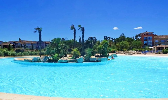 Port Cogolin Apartment | 37 m² Apartment ∙ 1 bedroom ∙ 4 guests