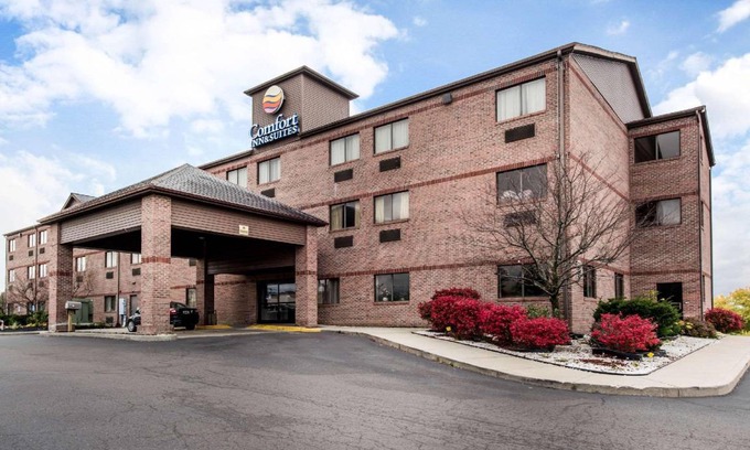 Streetsboro Hotel | 37 m² Hotel ∙ 127 guests
