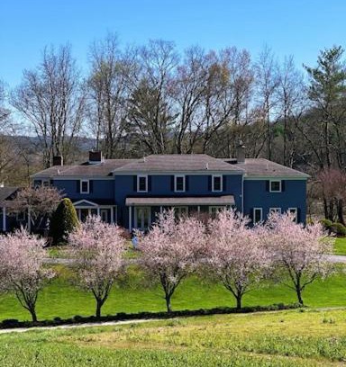 Wellsboro Bed & Breakfast | 37 Oak Ridge House