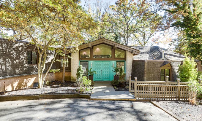 Gulph Mills House | 371 m² House ∙ 2 bedrooms ∙ 4 guests
