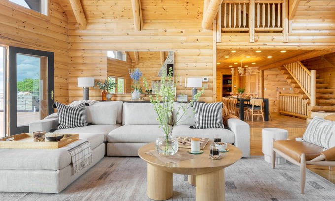Hillsdale House | 371 m² House ∙ 4 bedrooms ∙ 12 guests
