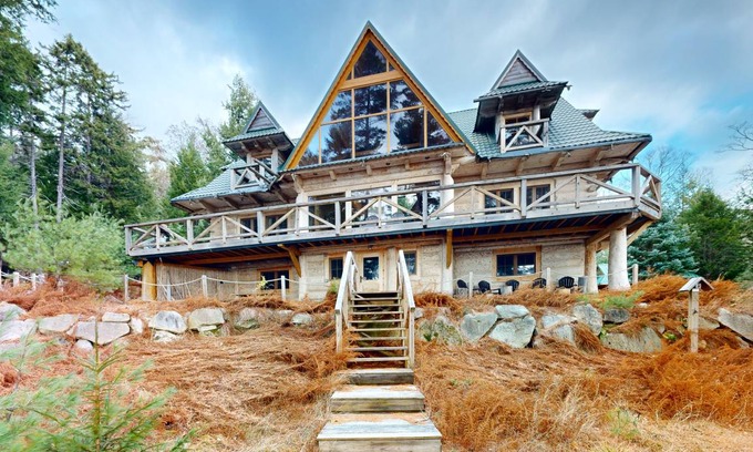 Beaver Cove Cabin | 372 m² Cabin ∙ 6 bedrooms ∙ 14 guests