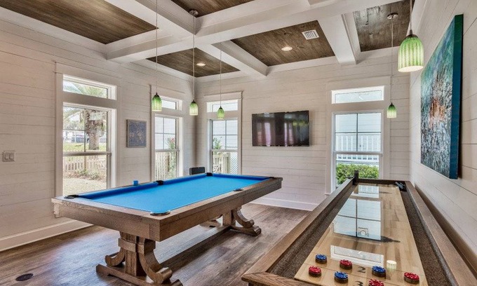 Crystal Shores House | 372 m² House ∙ 7 bedrooms ∙ 24 guests