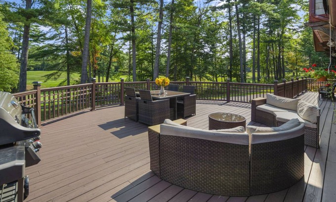Bolton Landing House | 372 m² House ∙ 8 bedrooms ∙ 18 guests