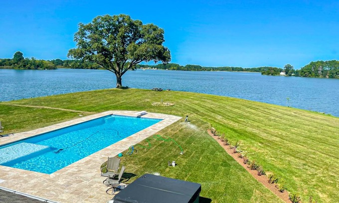 Point Lookout House | 375 m² House ∙ 5 bedrooms ∙ 11 guests