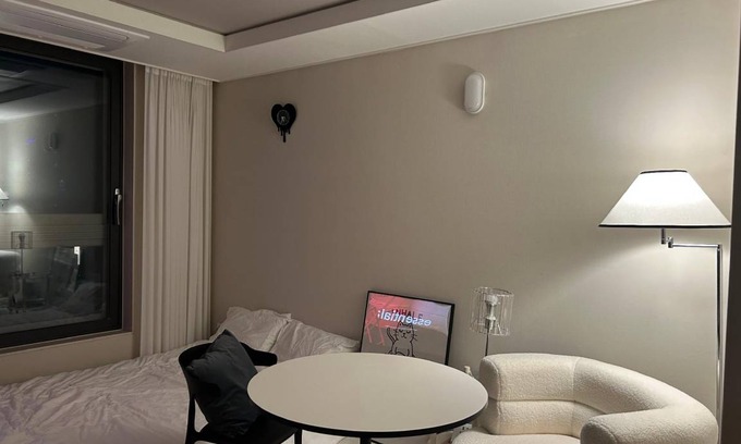 Seongnae-dong Apartment | 38 m² Apartment ∙ 1 bedroom ∙ 2 guests
