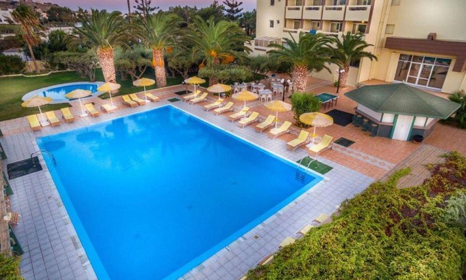 Ierapetra Hotel | 38 m² Hotel ∙ 127 guests