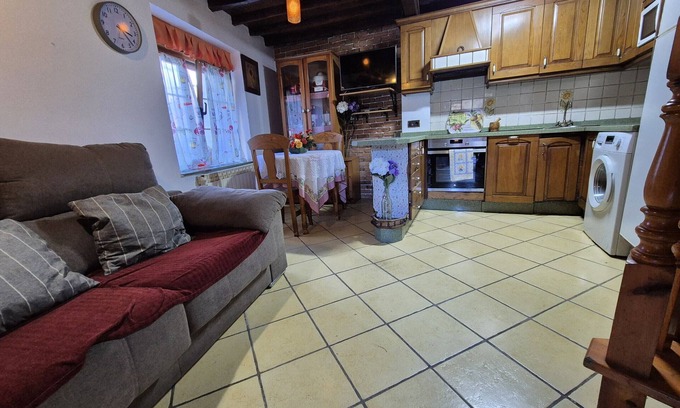 Riosa Apartment | 38A01 Casa El Canton