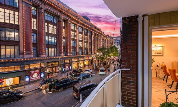 Knightsbridge Apartment | 39 steps to Harrods 2 Beds with AC
