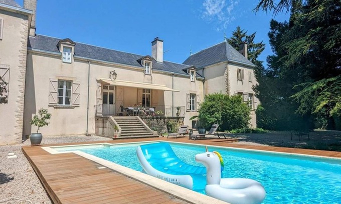 Chambuf Cottage | 390 m² Cabin ∙ 4 bedrooms ∙ 8 guests