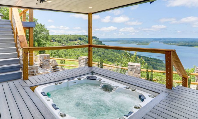 Quitman House | 390 m² House ∙ 3 bedrooms ∙ 10 guests