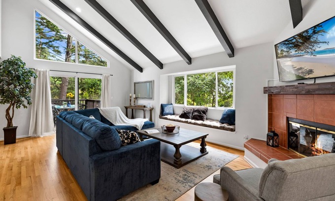 Northeast Carmel House | 3974 Carmel Unwind - Nights Available in August