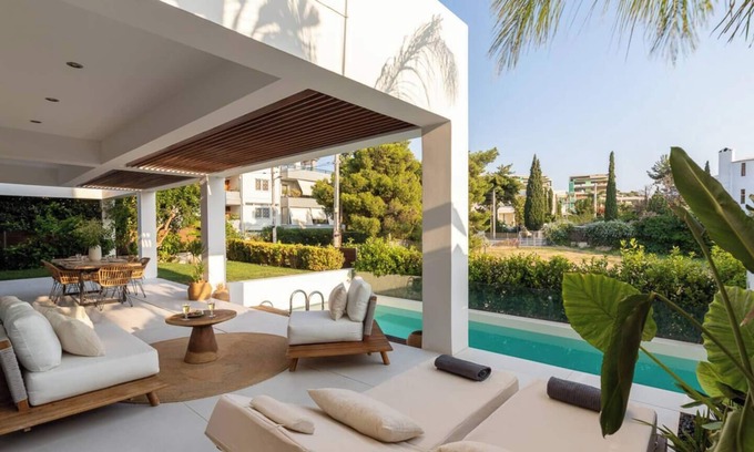 Vari-Voula-Vouliagmeni House | 3BD 2 Floor Maisonette with Pool