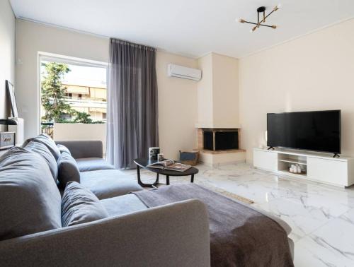 Elliniko-Argyroupoli Apartment | 3bd Apt Next To The Ellinikon