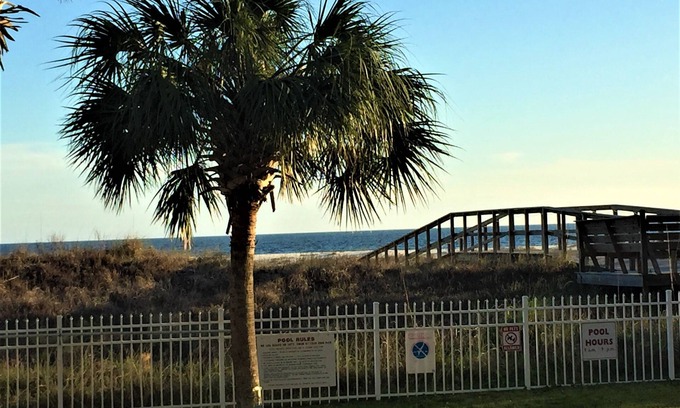 Dauphin Island Condo | 3bdrm/3bath- BEACHFRONT AND 5 steps to TWO POOLS - sleeps 8!