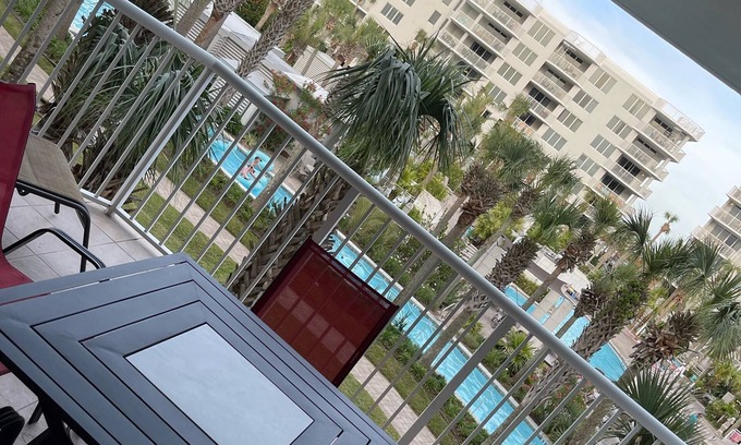 Fort Walton Beach Condo | 3bed 2bath Bayside Condo. Sleeps 8 max!