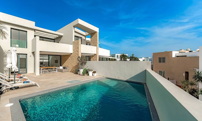 Costa Adeje House | 3bed, 2bath townhouse, private heated pool @28º for free