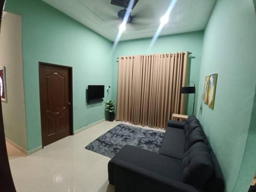 Kampung Beladau Selat House | 3Bedrooms,2Bath, Wifi, Netflix,Toileteries,Aircond