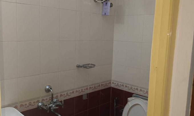 Kochi Apartment | 3BHK apartment for Daily rent. Near to ELAMKULAM- KADAVANTARA metro station.