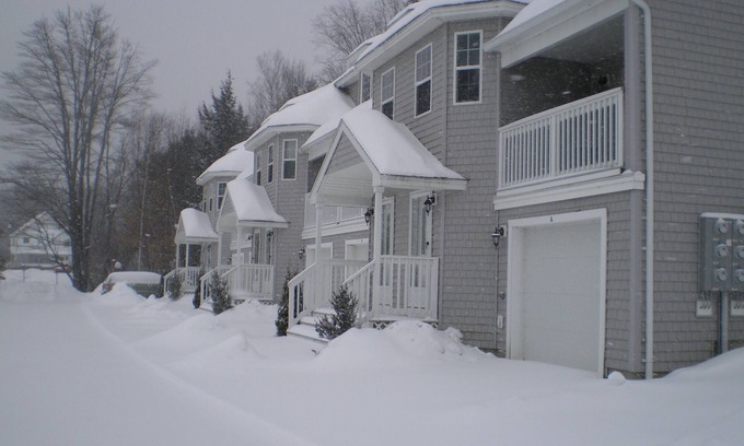 Bethel Condo | 3BR/2.5BA Eden Ridge, Great Location for Bethel & Sunday River