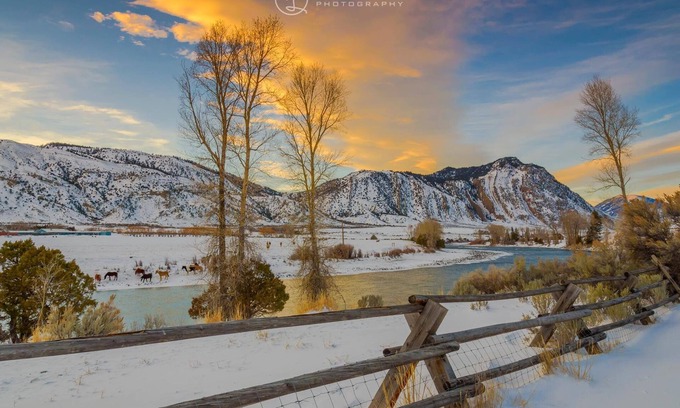 Gardiner House | 3BR/2BTH on the bank of Yellowstone River