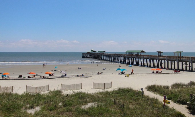 Folly Beach Condo | 3BR/3BA Oceanfront Perfection~2 Perfect