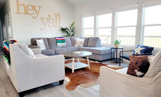 Port Bolivar House | 3BR Beachfront Retreat | Gulf Views, Wraparound Deck, Sleeps 12, Pet-Friendly, & More