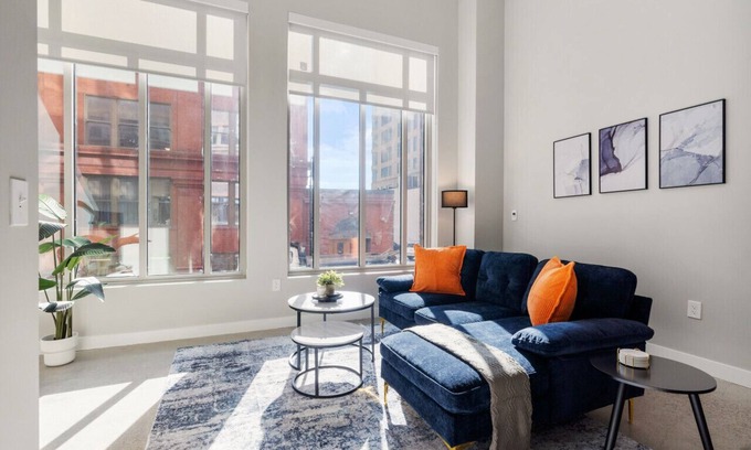 Downtown Cincinnati Apartment | 3BR Downtown—Just 3-Min Walk to Paycor Stadium