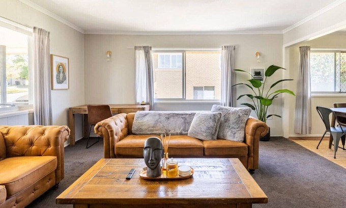 Margate Apartment | 3BR - Family Haven in Margate