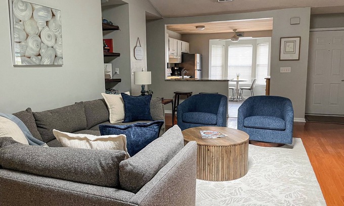 Mount Pleasant House | 3BR Fully appointed home minutes from the islands, shops, parks, and downtown!