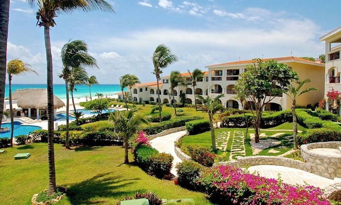 Playacar Fase I Condo | 3BR Panoramic Ocean Views at Xaman Ha 7123