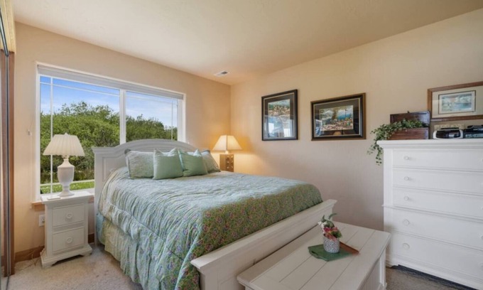 Rockaway Beach House | 3BR retreat w/sweeping Spring Lake views, sunroom patio, wildlife sightings, 5 mins to the ocean beach.