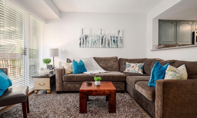 Whistler House | 3BR | Sunpath | King Bed | Village Location | Private Patios w/BBQ | Common Area Hot Tub & Pool