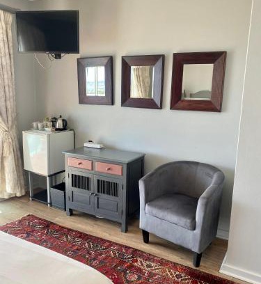 Mossel Bay Bed & Breakfast | 3ColoursBlue Guest House