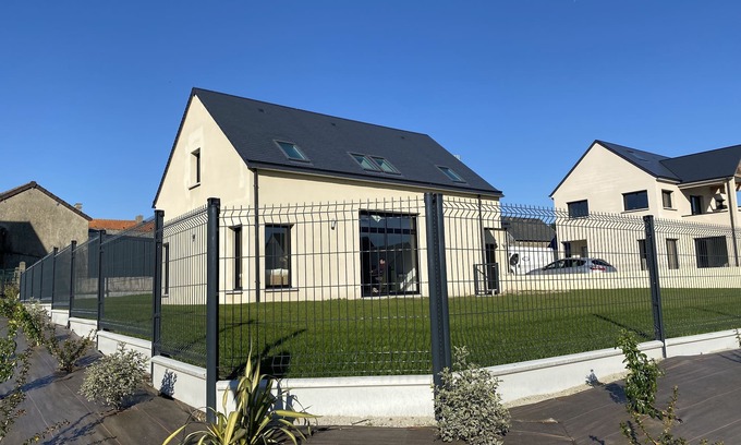 Tourville-sur-Sienne House | 3kms from the beaches and the seaside resort of Coutainville centered in the 50