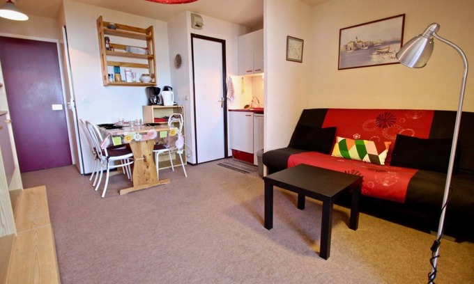 Chamrousse Apartment | 3rd floor, balcony, tv, ski locker, 23m², Chamrousse