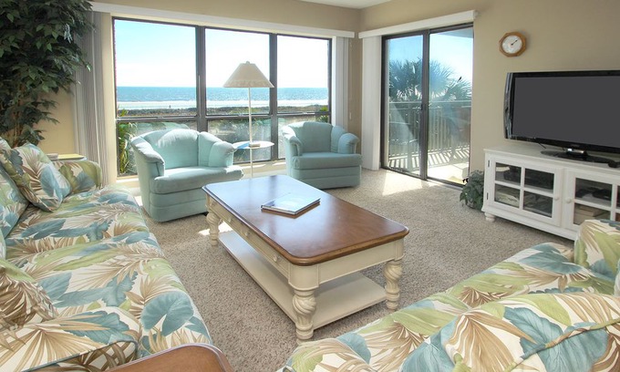 Hilton Head Apartment | 3rd Floor Condo, Direct Ocean Views, 2 Bedrooms -- Shorewood 304