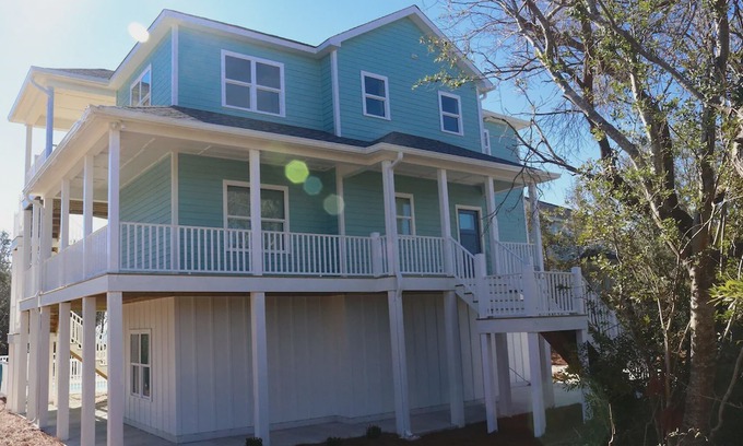 Emerald Isle House | 3rd Row Emerald Isle Vacation Rental | Private Pool, Golf Cart, Dolphin Ridge Community