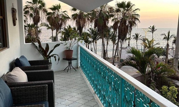 Balcones de Loma Linda House | 4,000 sq ft 6 bed ocean Villa w/housekeeping included!