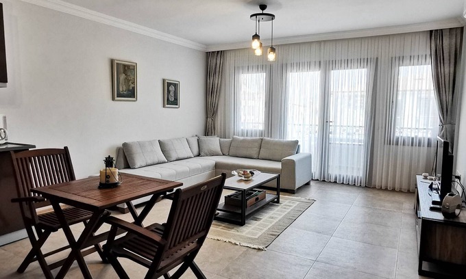 Datca City Center House | 4+1 spacious apartment with sea view. 5 minutes walk to the beach